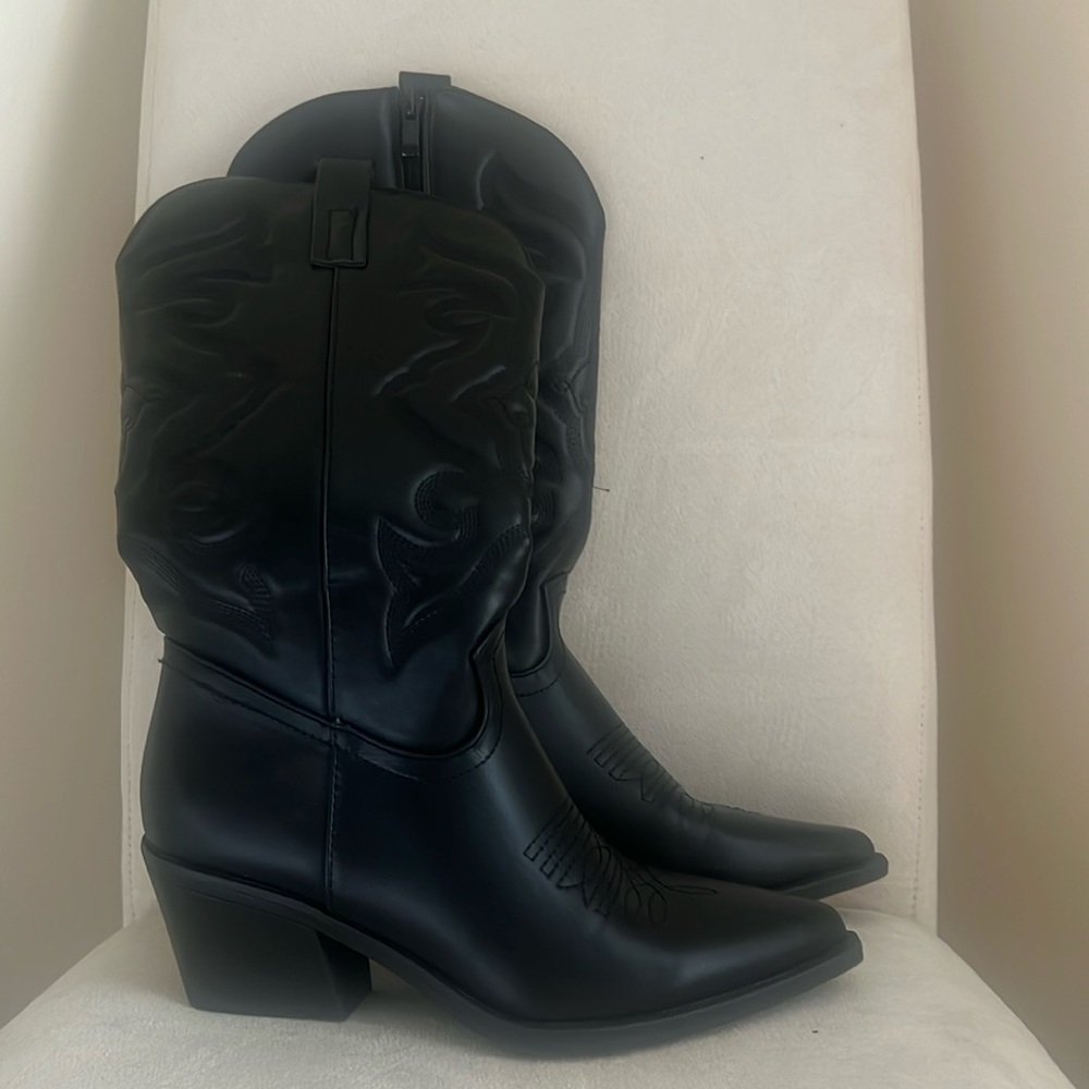 Black mid calf cowboy boots
